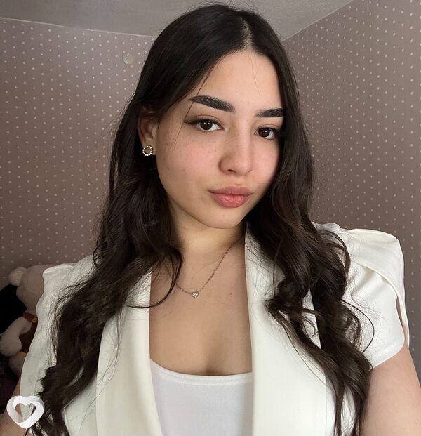 Карина, 19, Екатеринбурге — анкета №3679072