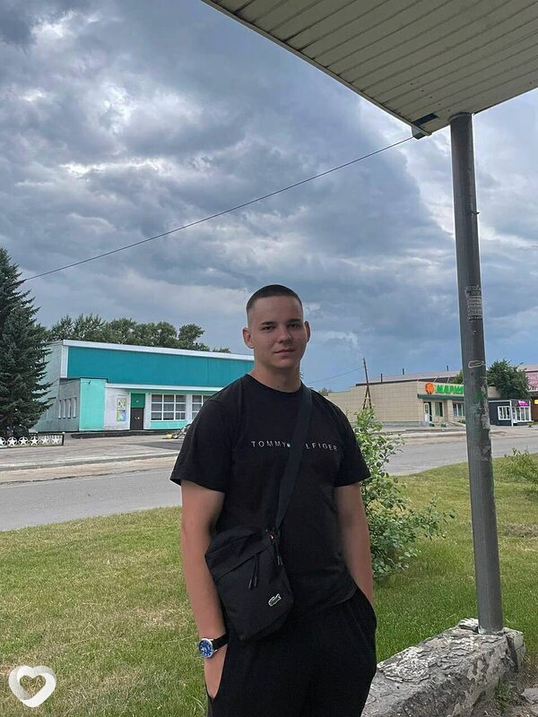 Данил, 20, Симферополе — анкета №3679243