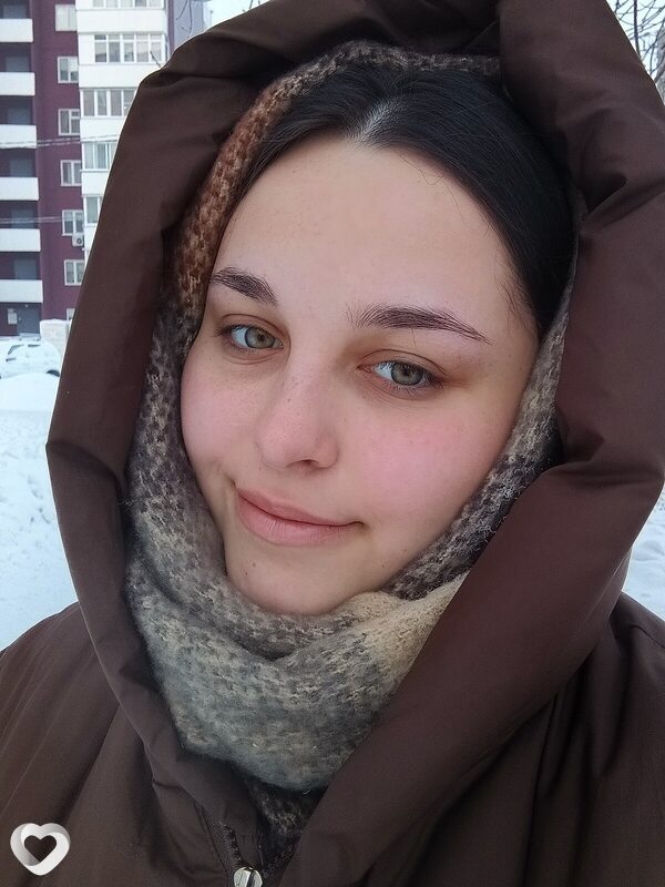 Яна, 21, Барнауле — анкета №3679800