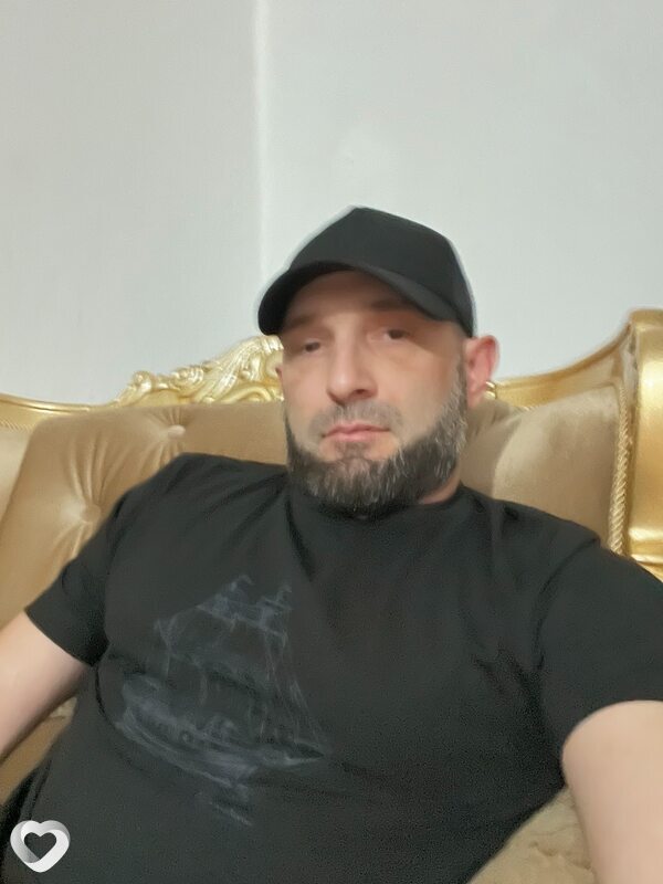 Артем, 37, Москве — анкета №3680315