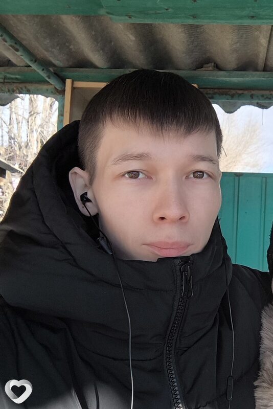 Артём, Элиста