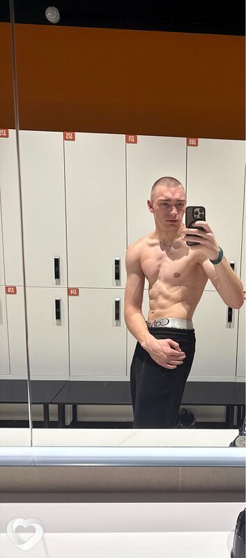Артём, 22, Владивостоке — анкета №3681251