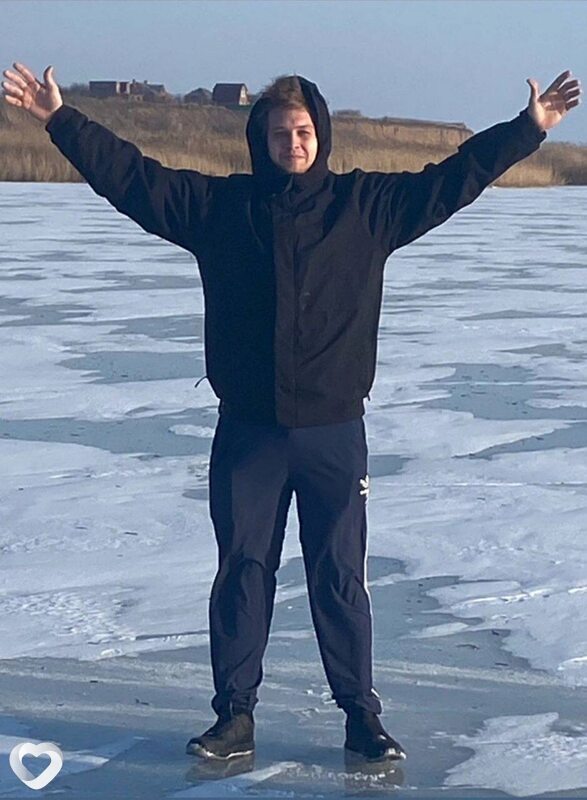 Дима, 25, Таганроге — анкета №3680595