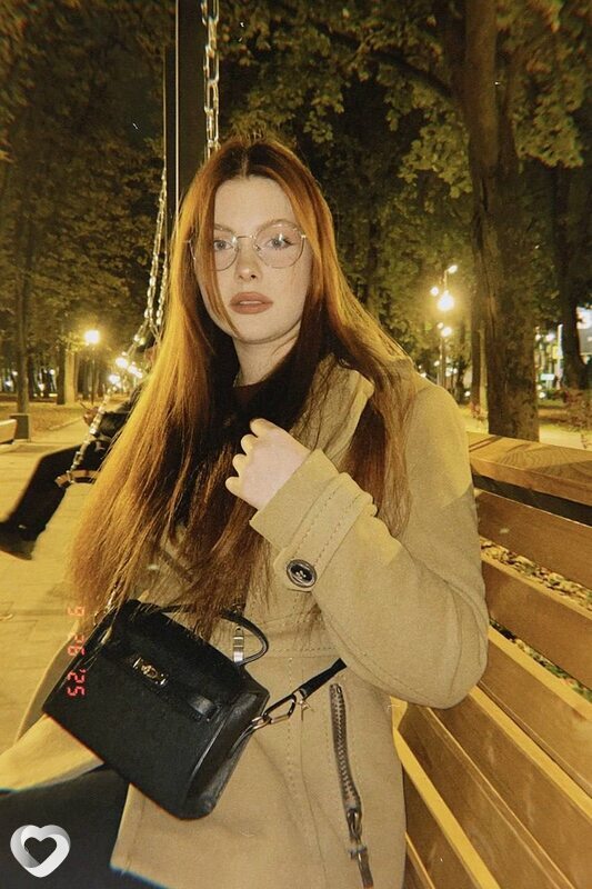 Елизавета, 18, Курске — анкета №3681672
