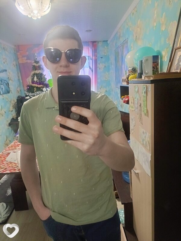 Владислав, 18, Новочеркасске — анкета №3682018