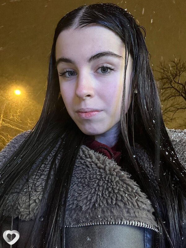 Инна, 19, Санкт-Петербурге — анкета №3682405
