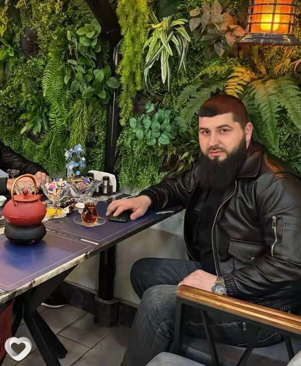 Амир, 26, Санкт-Петербурге — анкета №3682630