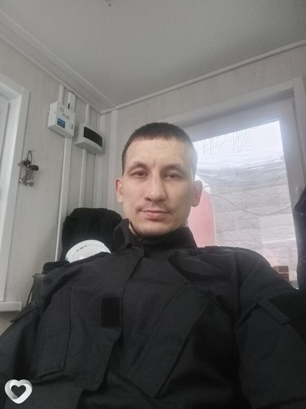 Артем, 33, Екатеринбурге — анкета №3683072