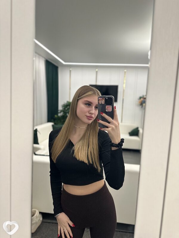 Анастасия, 19, Томске — анкета №3684154