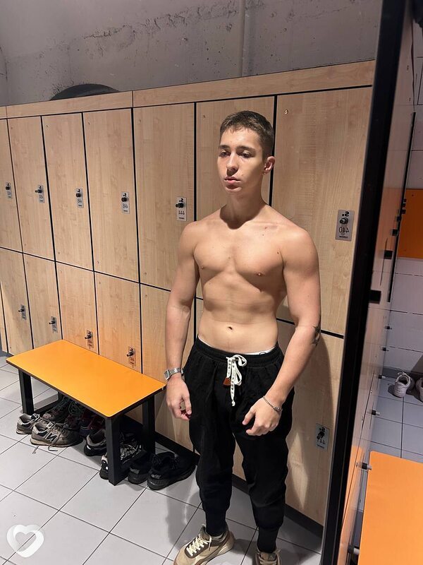 Владимир, 18, Москве — анкета №3684956