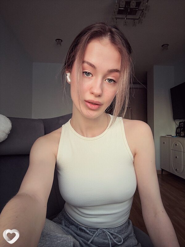 Вероника, 19, Санкт-Петербурге — анкета №3685635