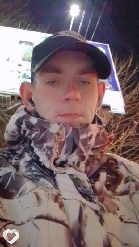 Толик, 24, Владивостоке — анкета №3686904