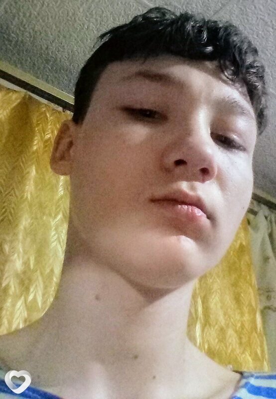Миша, 18, Барнауле — анкета №3686496