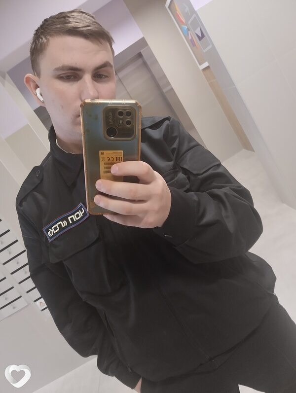 Анатолий, 25, Екатеринбурге — анкета №3687459