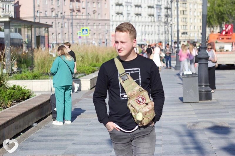 Владимир, 21, Иркутске — анкета №3689420