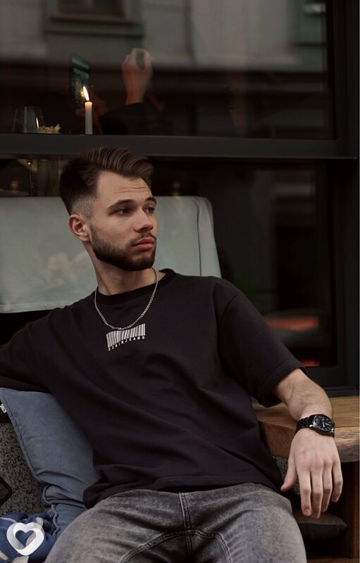Максим, 27, Москве — анкета №3689211
