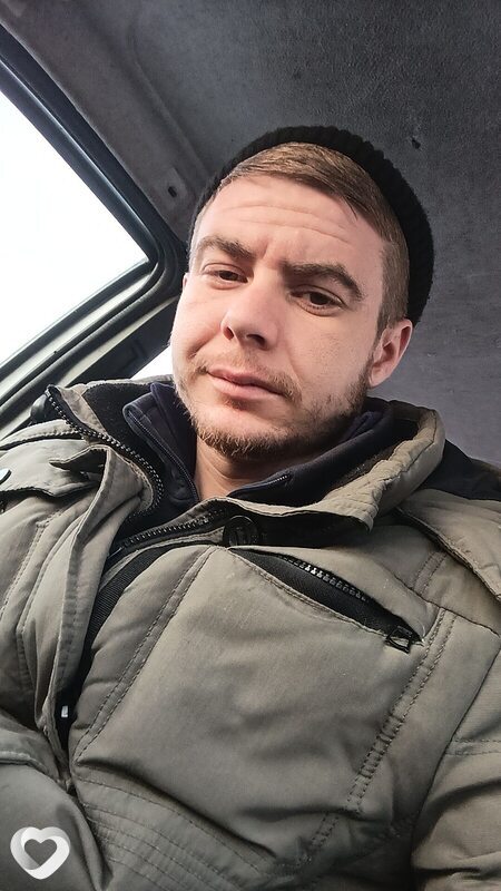 Анатолий, 25, Валуйках — анкета №3690656