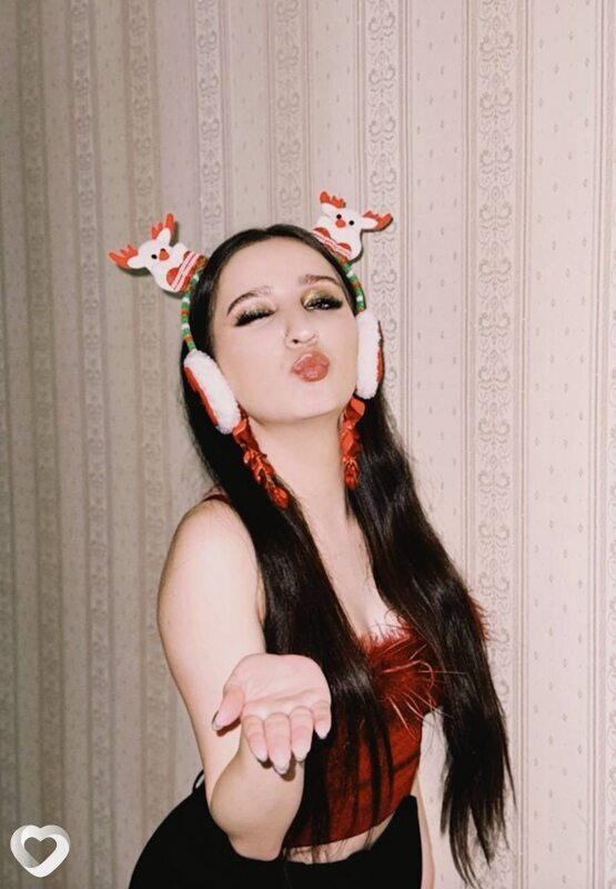 Алёна, 19, Саратове — анкета №3690484