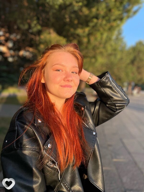 Елена, 19, Астрахани — анкета №3690095