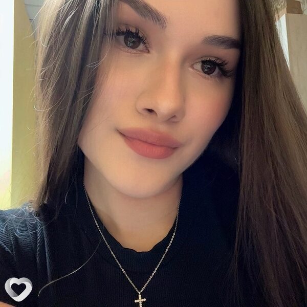 Александра, 20, Омске — анкета №3690333