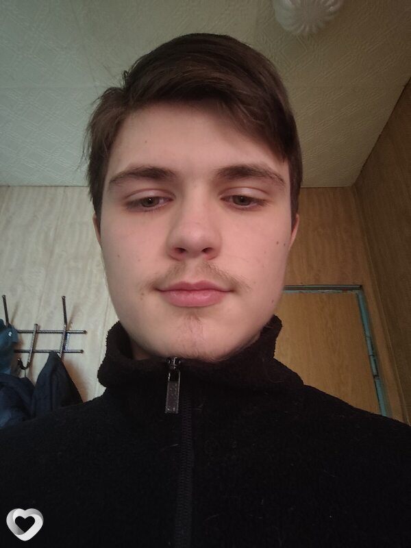 Алексей, 18, Чапаевске — анкета №3690611