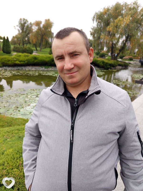 Артем, 40, Днепр — анкета №3690787