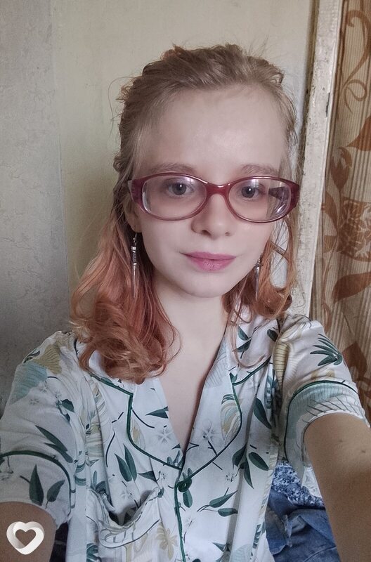 Екатерина, 19, Омске — анкета №3690990