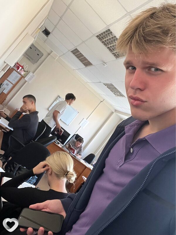 Коля, 19, Новосибирске — анкета №3691430
