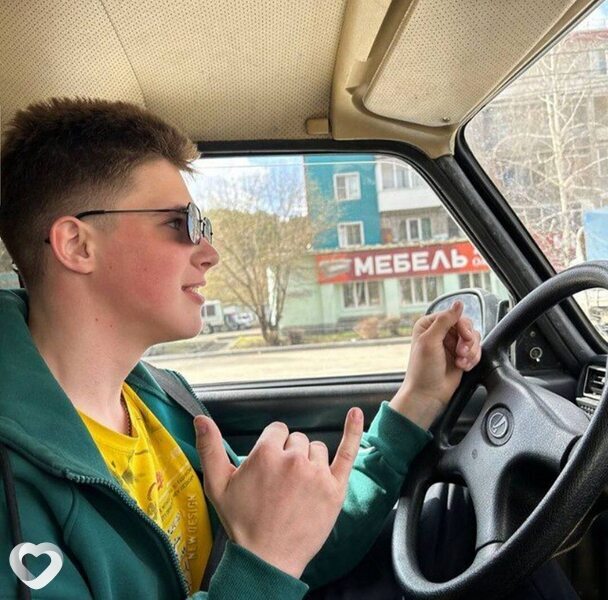 Кирилл, 22, Омске — анкета №3691371