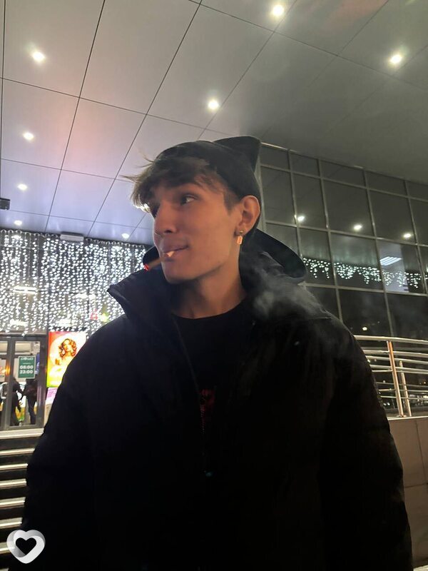 Руслан, 18, Новосибирске — анкета №3691263