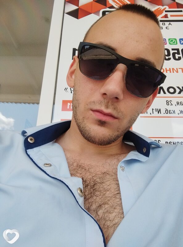 Артём, 22, Луганске — анкета №3692858