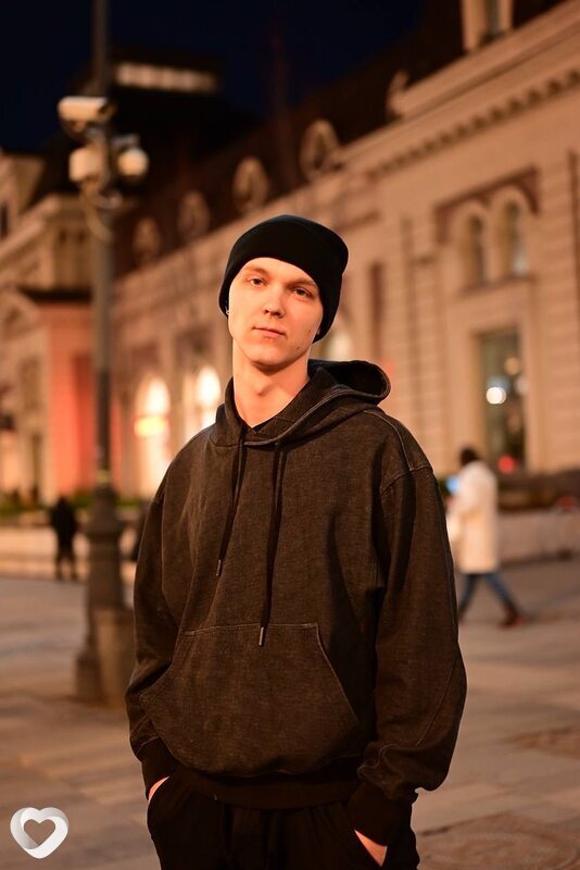 Максим, 20, Калининграде — анкета №3692189