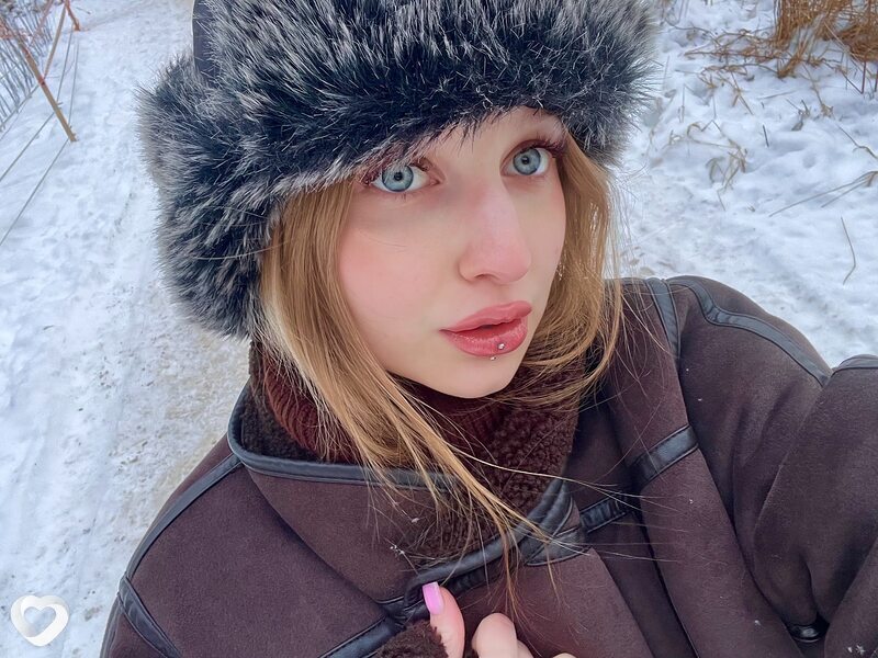 Сашуля, 21, Санкт-Петербурге — анкета №3692579