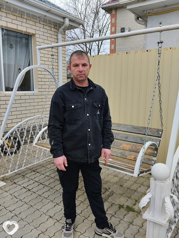 Виктор, 42, Краснодаре — анкета №3693175