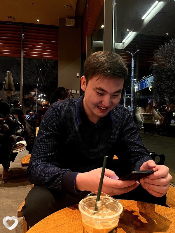 Aibek, 21, Алматы — анкета №3693648