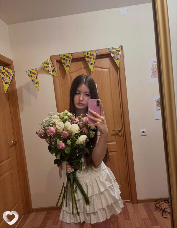 Алёна, 19, Минске — анкета №3693134
