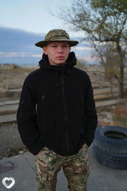 Илья, 19, Астрахани — анкета №3693309