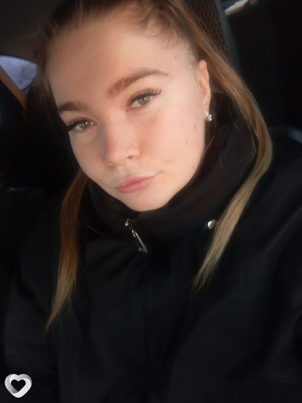 Алена, 23, Пензе — анкета №3693319