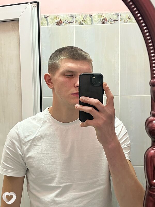 Виталик, 23, Ростове-на-Дону — анкета №3693594