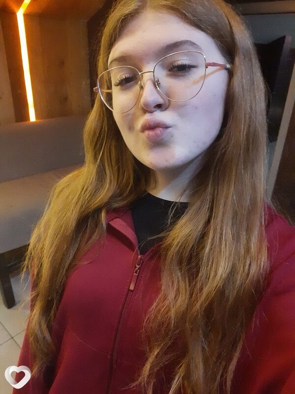 Настя, 18, Кирове — анкета №3693862