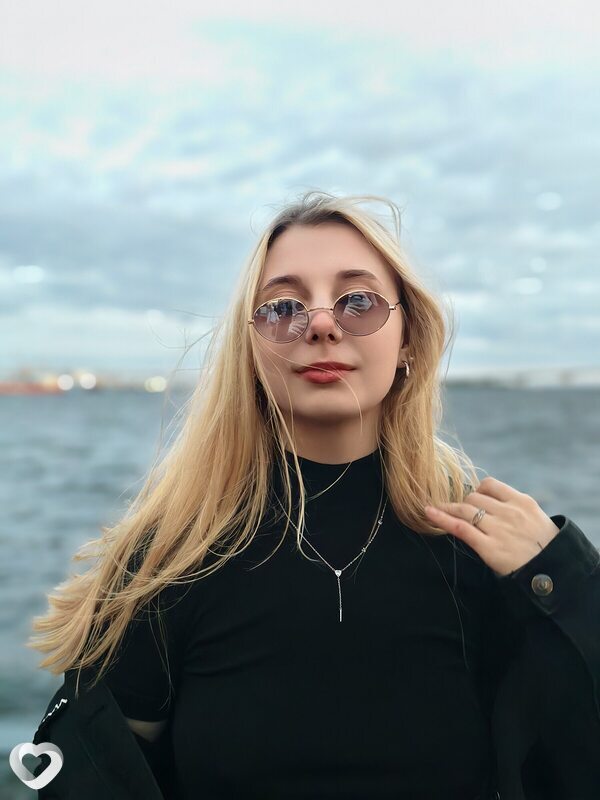 Ангелина, 19, Санкт-Петербурге — анкета №3694013