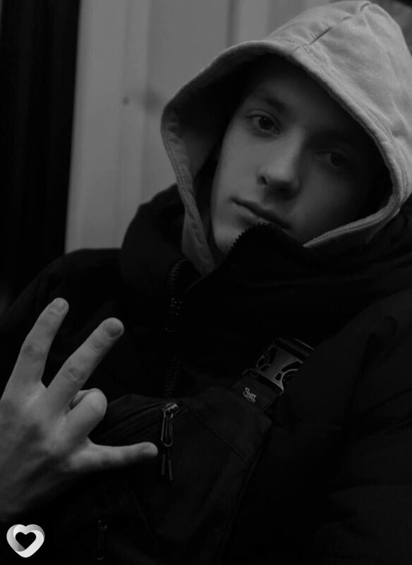 Rostik, 20, Днепр — анкета №3695697