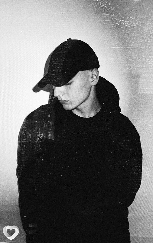 Демьян, 21, Новороссийске — анкета №3695457