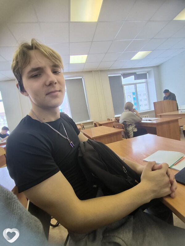Артур, 22, Новосибирске — анкета №3696339