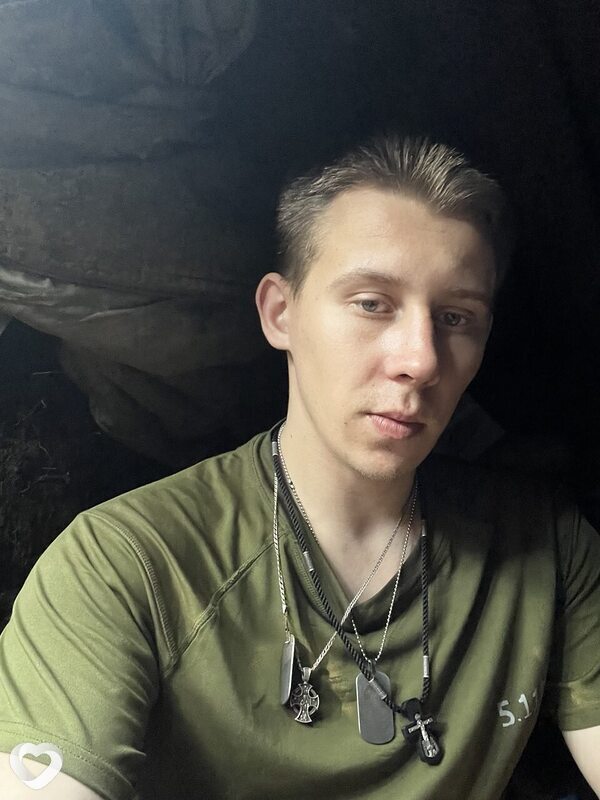 Влад, 27, Москве — анкета №3696484