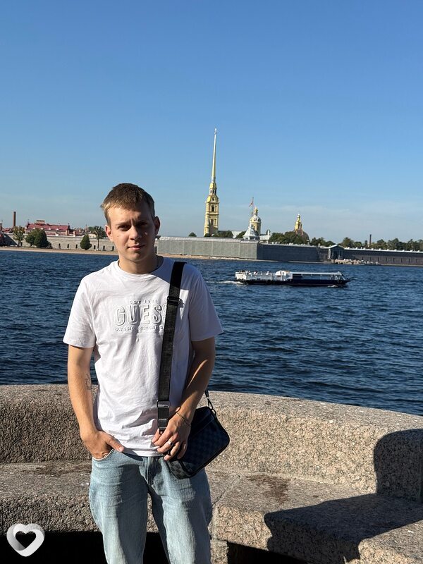 Вермут, 20, Енакиеве — анкета №3697316
