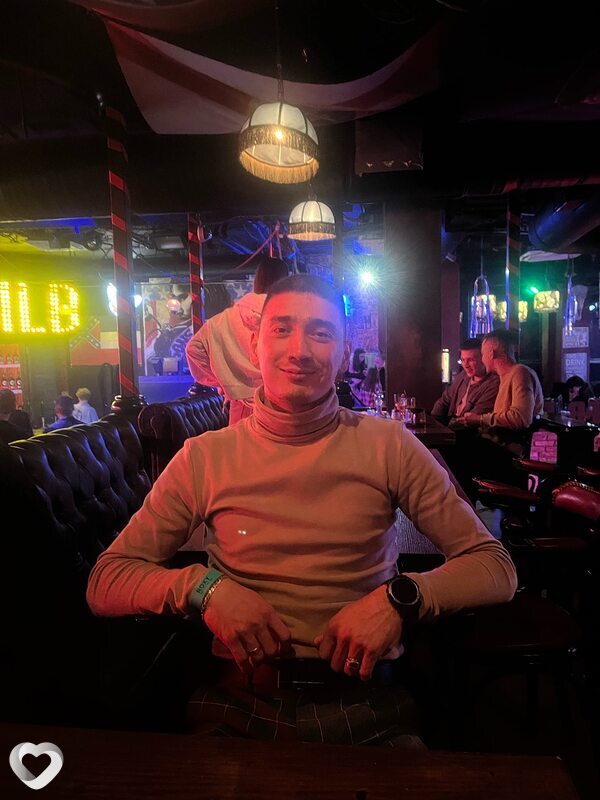 Артур, 27, Челябинске — анкета №3697244