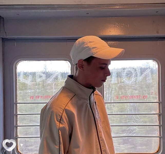 Антон, 20, Москве — анкета №3697960