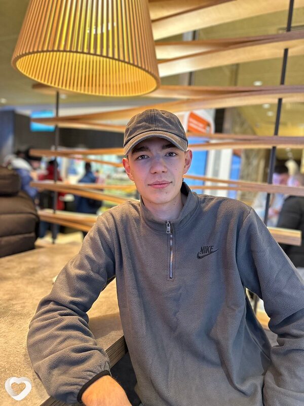 Роман, 28, Ярославле — анкета №3699493