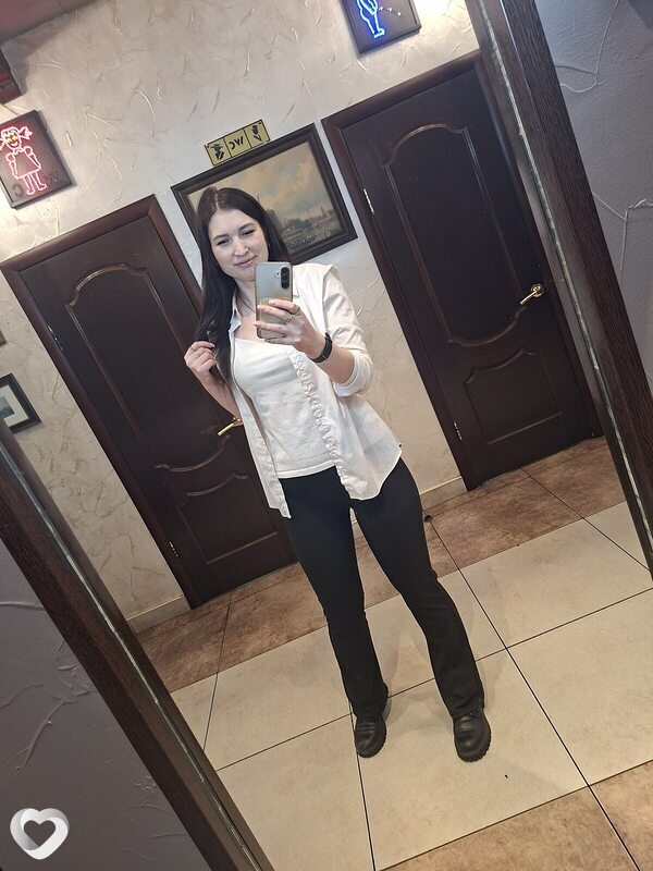Карина, 33, Белогорске — анкета №3700281